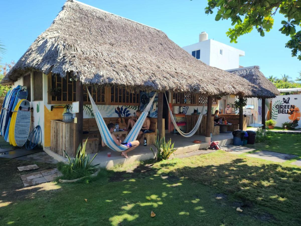 Green Belly Surf Hostel El Paredón Buena Vista 外观 照片